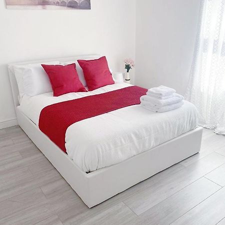 Agyeman Property Aldershot Kültér fotó